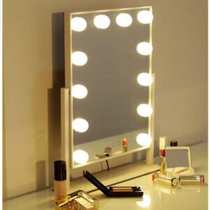 hollywood mirror with lights